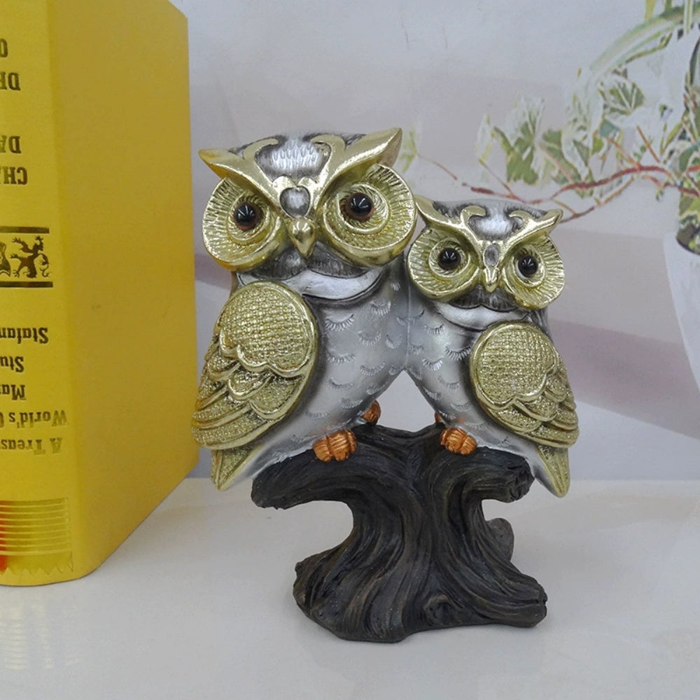 GiftoLuck American-style Elegant Owl Resin Crafts Ornaments