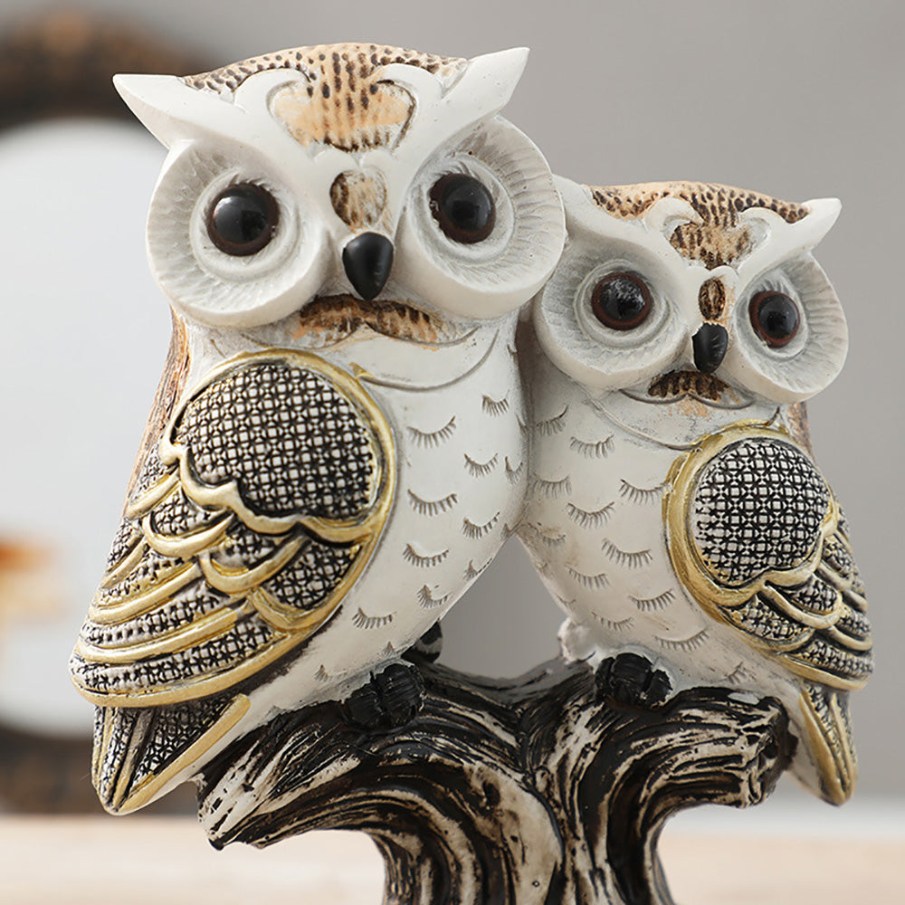 GiftoLuck American-style Elegant Owl Resin Crafts Ornaments