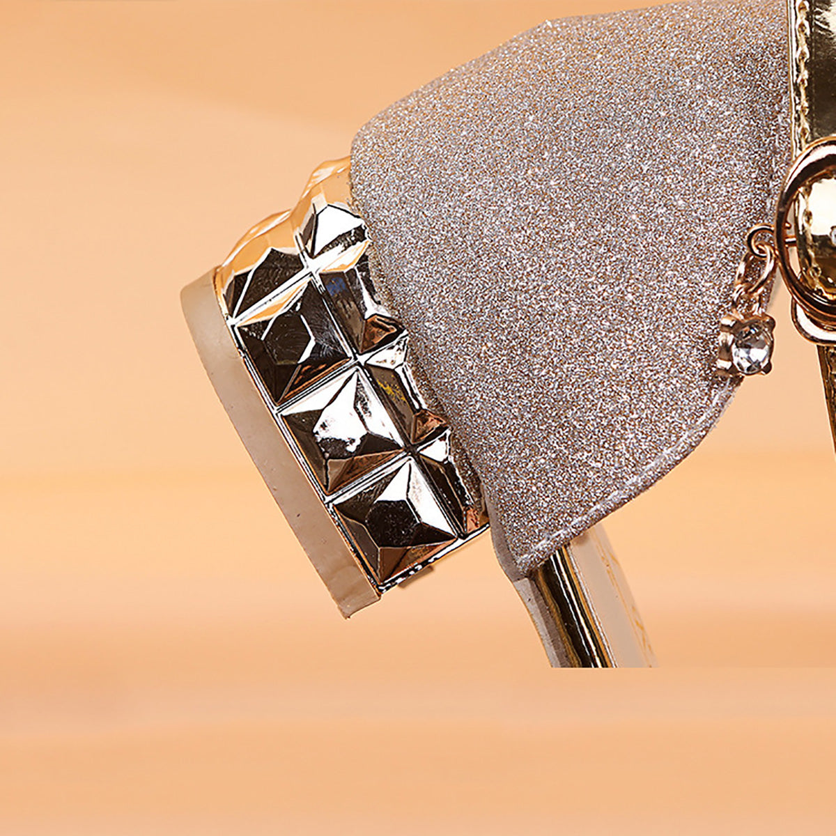 🔥Last Day 69% OFF🔥GiftoLuck Women Summer 2025 Round-toe Rhinestone Plus Size Summer Peep-toe Sandals