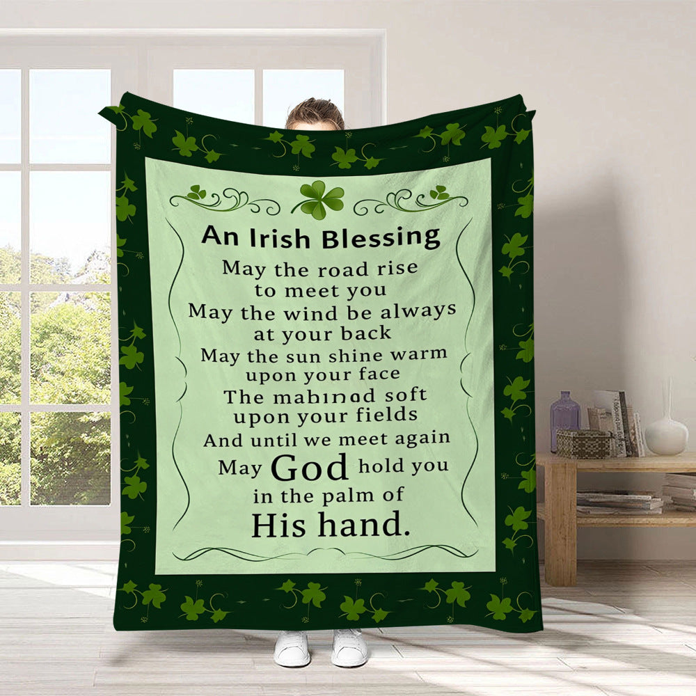 GiftoLuck Warm Cozy Vibrant St. Patrick's Day Flannel Blanket Featuring Irish Leprechauns, Pot of Gold, Shamrocks & Rainbow, Festive Home Decor for UK & Irish Celebrations, Bringing Good Fortune & Joy to Family Homes