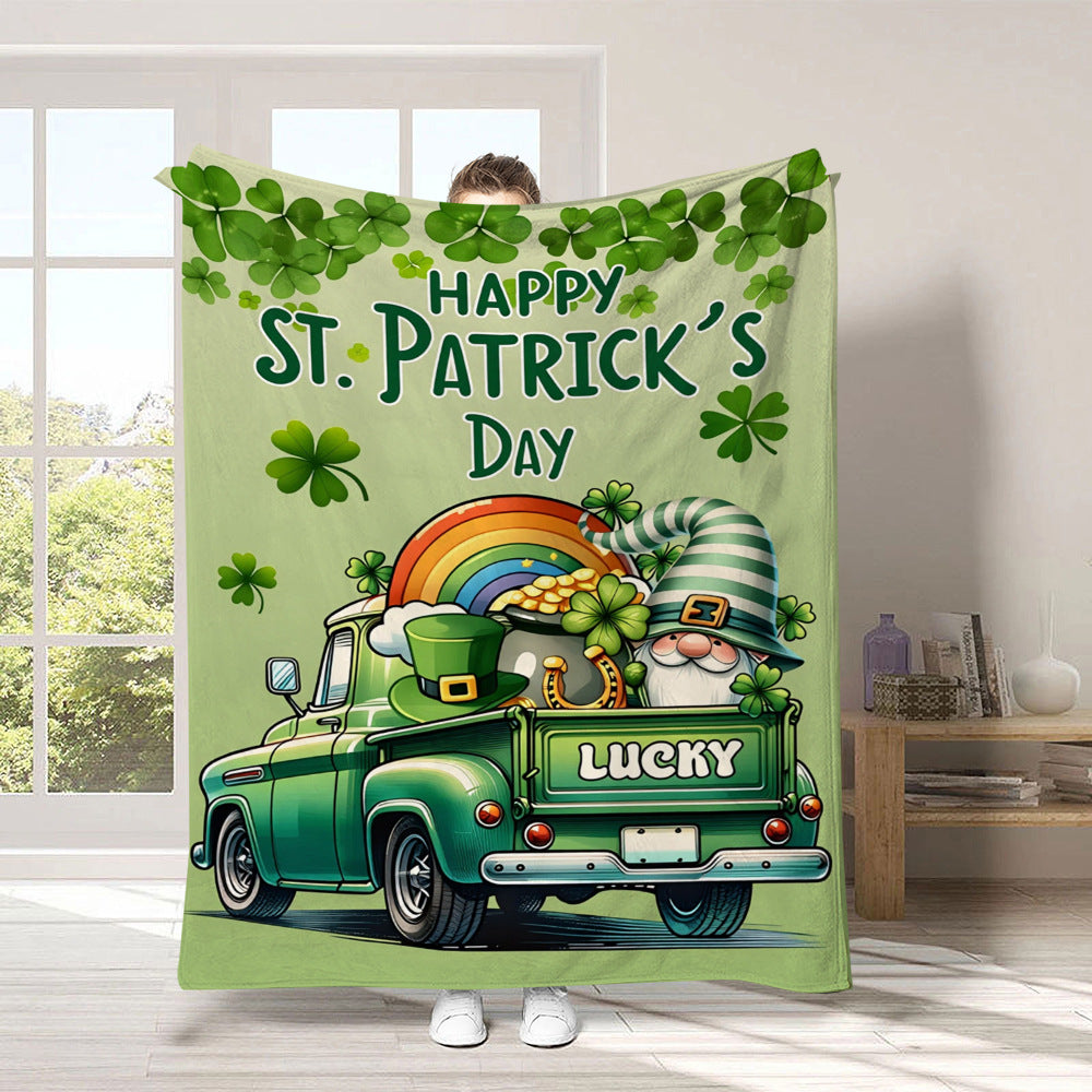 GiftoLuck Warm Cozy Vibrant St. Patrick's Day Flannel Blanket Featuring Irish Leprechauns, Pot of Gold, Shamrocks & Rainbow, Festive Home Decor for UK & Irish Celebrations, Bringing Good Fortune & Joy to Family Homes