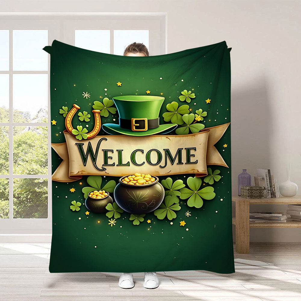 GiftoLuck Warm Cozy Vibrant St. Patrick's Day Flannel Blanket Featuring Irish Leprechauns, Pot of Gold, Shamrocks & Rainbow, Festive Home Decor for UK & Irish Celebrations, Bringing Good Fortune & Joy to Family Homes