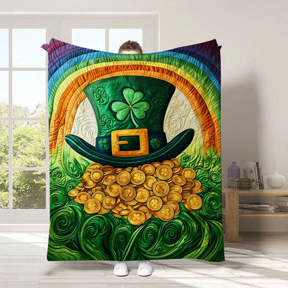 GiftoLuck Warm Cozy Vibrant St. Patrick's Day Flannel Blanket Featuring Irish Leprechauns, Pot of Gold, Shamrocks & Rainbow, Festive Home Decor for UK & Irish Celebrations, Bringing Good Fortune & Joy to Family Homes