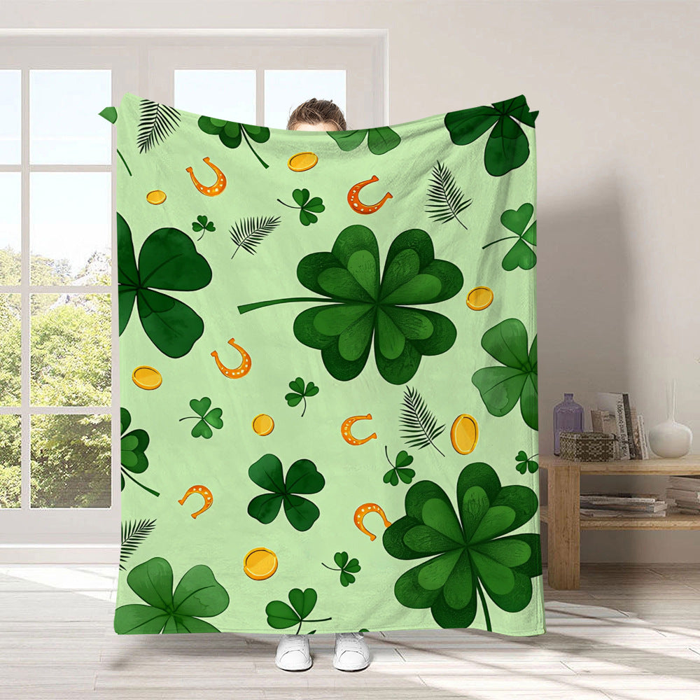 GiftoLuck Warm Cozy Vibrant St. Patrick's Day Flannel Blanket Featuring Irish Leprechauns, Pot of Gold, Shamrocks & Rainbow, Festive Home Decor for UK & Irish Celebrations, Bringing Good Fortune & Joy to Family Homes