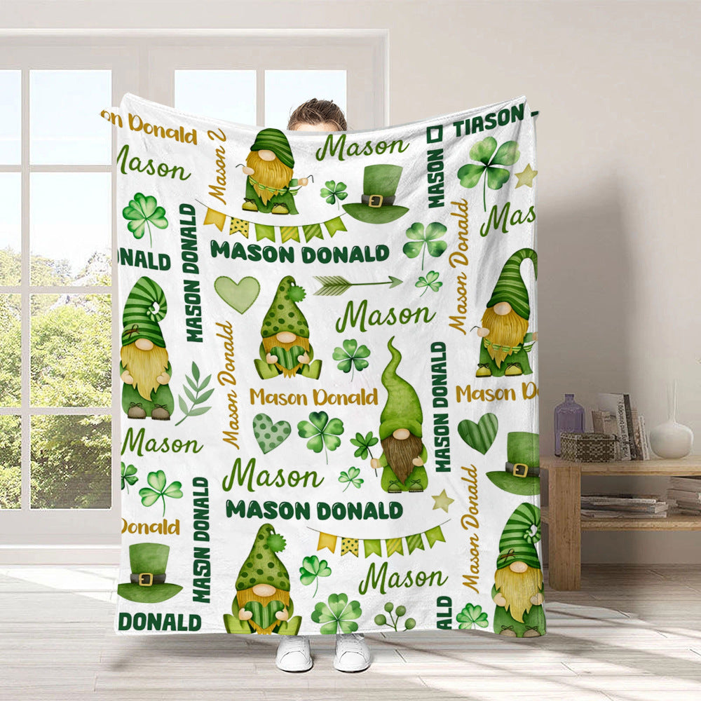 GiftoLuck Warm Cozy Vibrant St. Patrick's Day Flannel Blanket Featuring Irish Leprechauns, Pot of Gold, Shamrocks & Rainbow, Festive Home Decor for UK & Irish Celebrations, Bringing Good Fortune & Joy to Family Homes