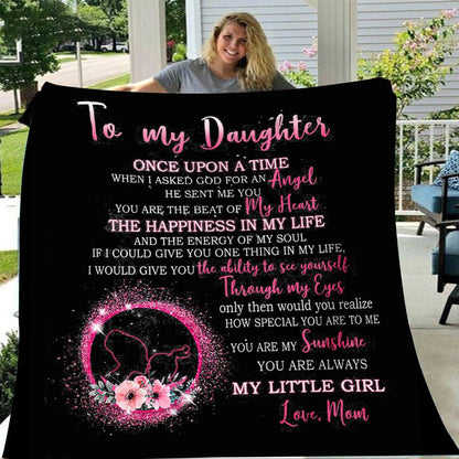 GiftoLuck “To My Daughter” Flannel Blanket – Inspirational Message Throw from Mom&Dad