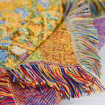 GiftoLuck “The Kiss” Jacquard Woven Art Tapestry Throw Blanket