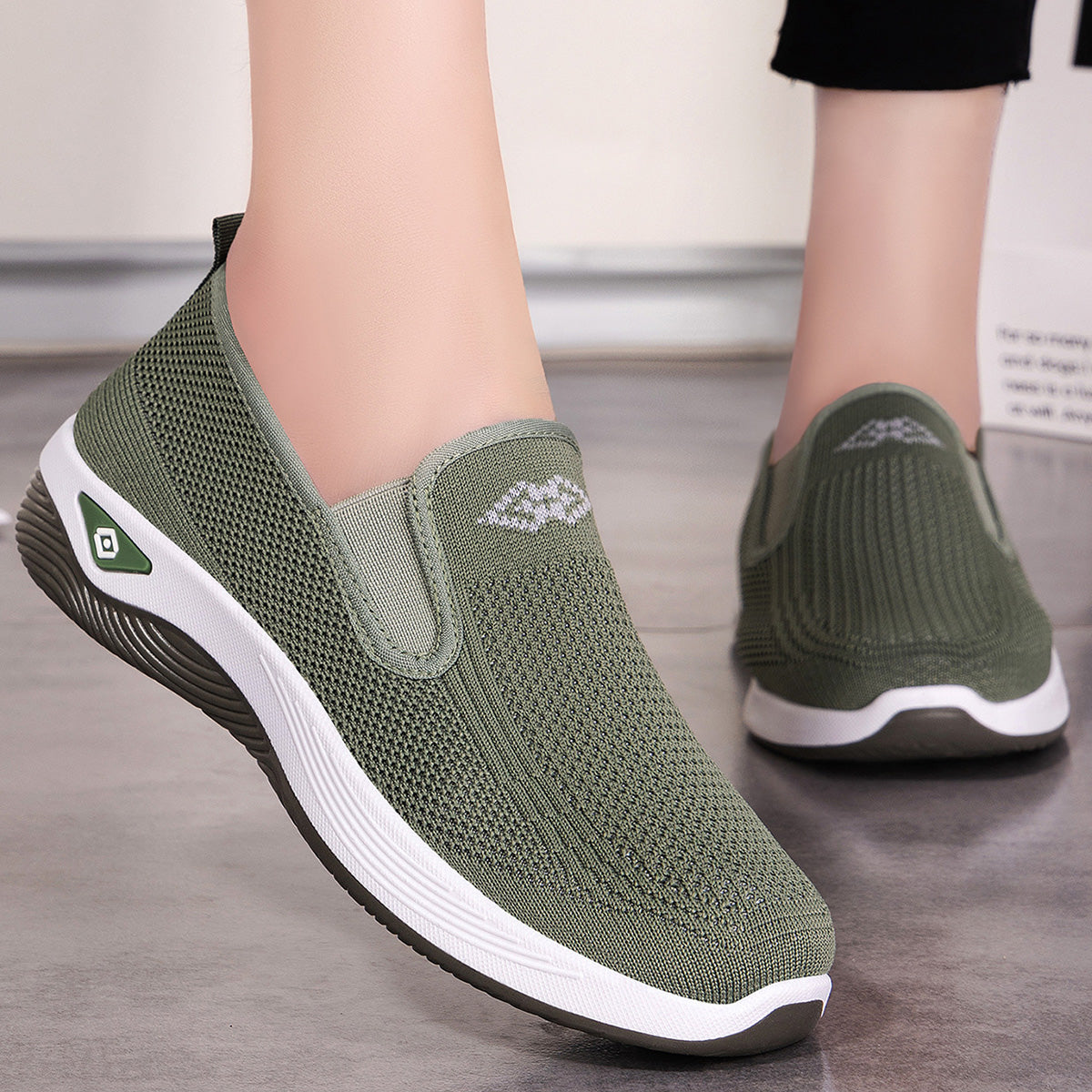 GifitoLuck Women’s Breathable Knit Slip-On Shoes, Lightweight Soft Sole Casual Comfort Loafers, Easy Everyday Walking Gift for Mum or Grandma