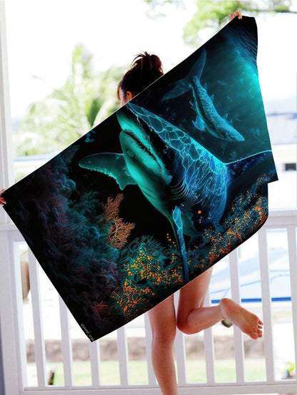 GiftoLuck Turtles Printing Beach Towel Quick Dry Sand Free Microfiber Holiday Travel Towel