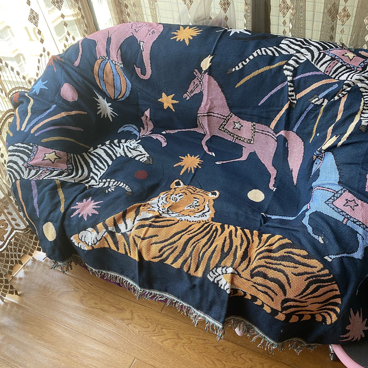 GifitoLuck Starry Circus Animal Tapestry Throw Blanket Sofa Dust Cover
