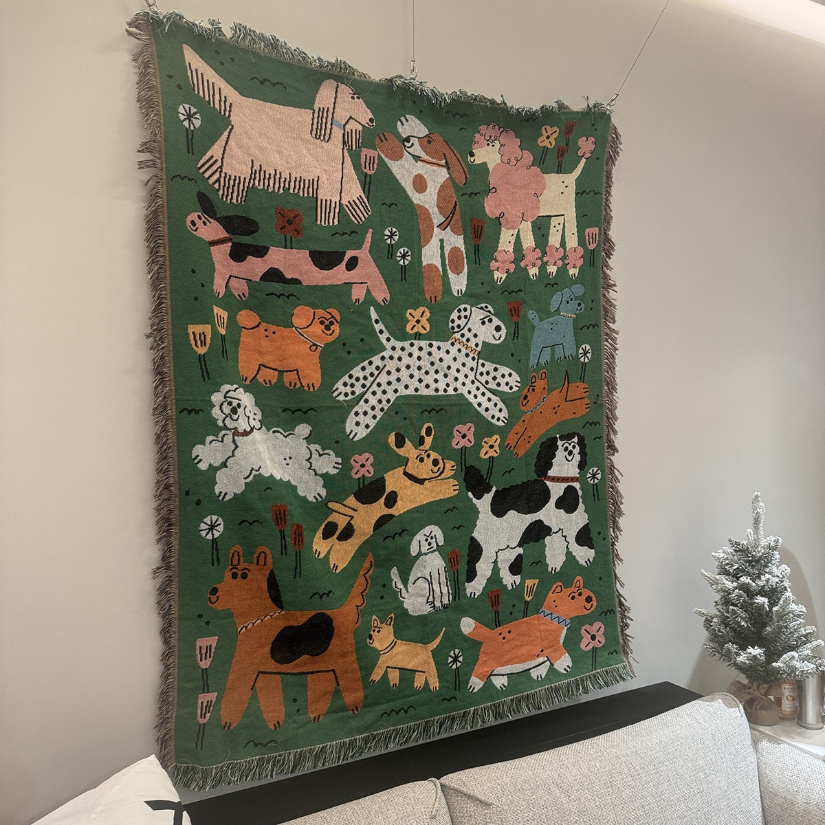 GiftoLuck Vintage Dog Park Jacquard Woven Tapestry Throw Blanket with Tassels