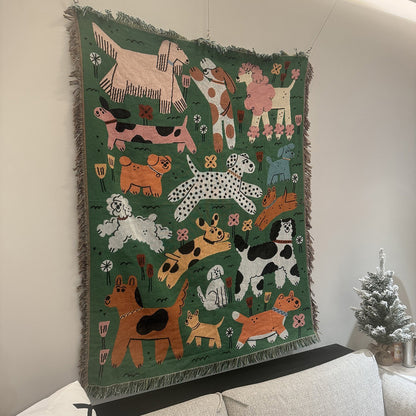 GiftoLuck Vintage Dog Park Jacquard Woven Tapestry Throw Blanket with Tassels