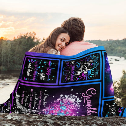 GiftoLuck “To My Granddaughter” Soft and Warm Flannel Blanket – Gift from Grandma to Granddaughter's Birthday or Graduation