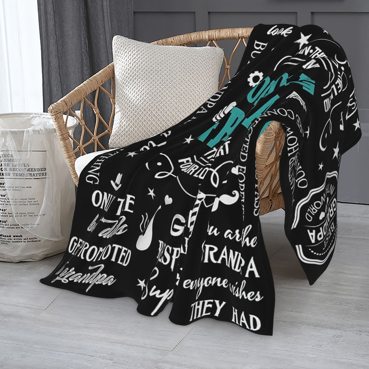 GiftoLuck “To My Grandpa” Flannel Blanket Soft Cozy Throw Perfect Gift for Granddad