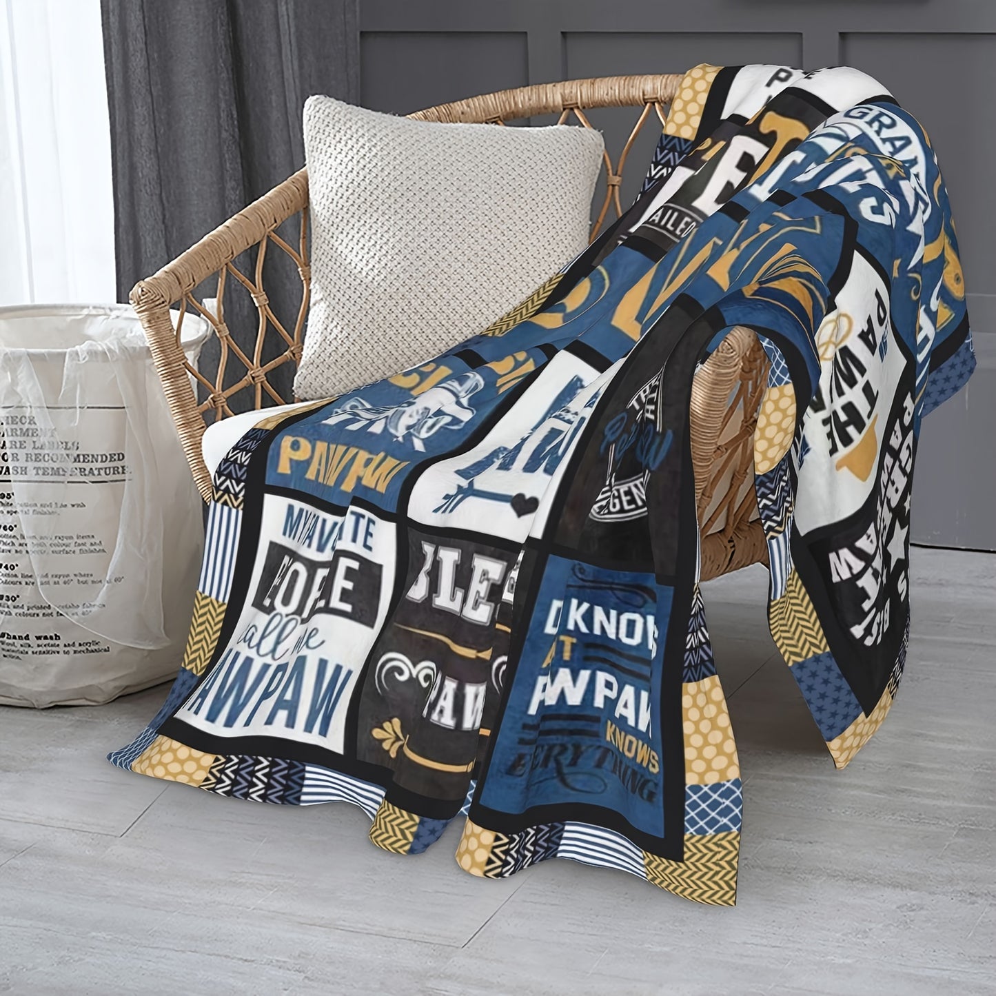 GiftoLuck “To My Grandpa” Flannel Blanket Soft Cozy Throw Perfect Gift for Granddad